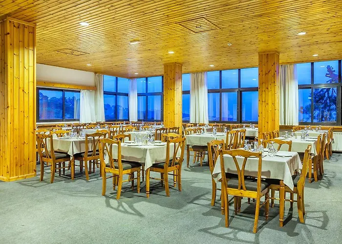 & ホテル トロードス